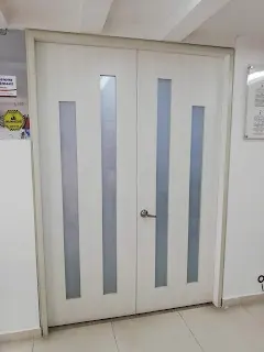 Puertas de madera, referencia PT038