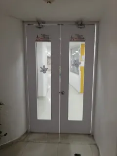 Puertas de madera, referencia PT039