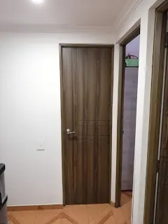 Puertas de madera, referencia PT045