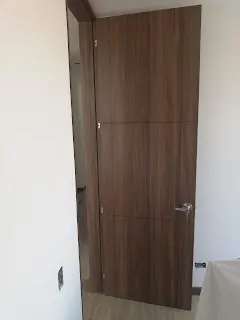 Puertas de madera, referencia PT050