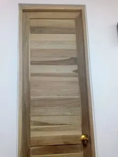 Puertas de madera, referencia PT054